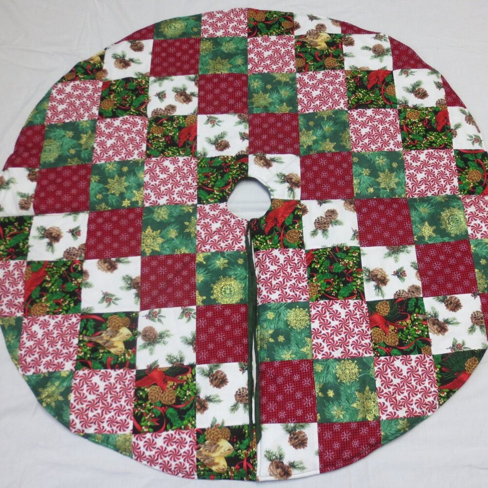 Handmade Quilted Patchwork Christmas Tree Skirt 44β Vintage Country Decor